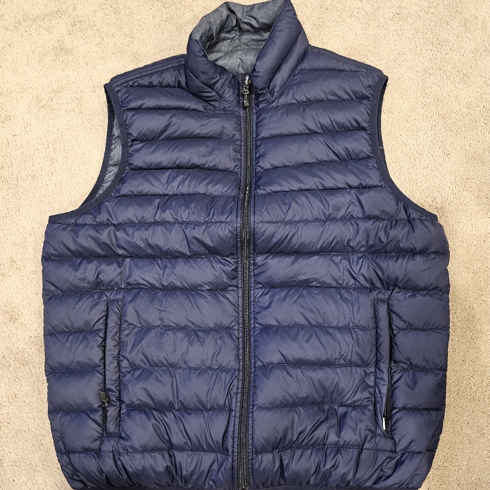 Hawke & Co Vest